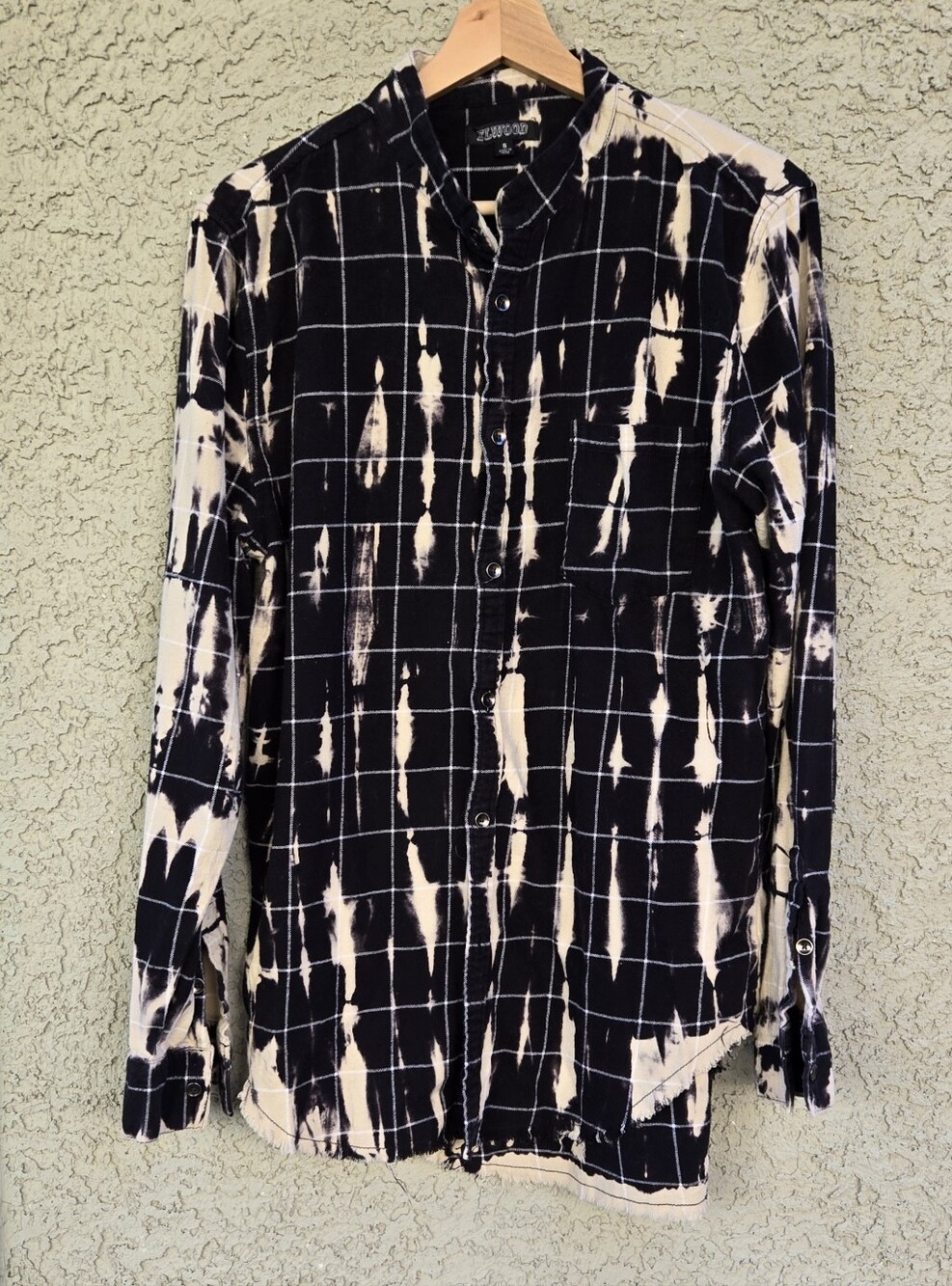 Elwood Men's Black & Cream Tie-Dye Check Button-Up Shirt
